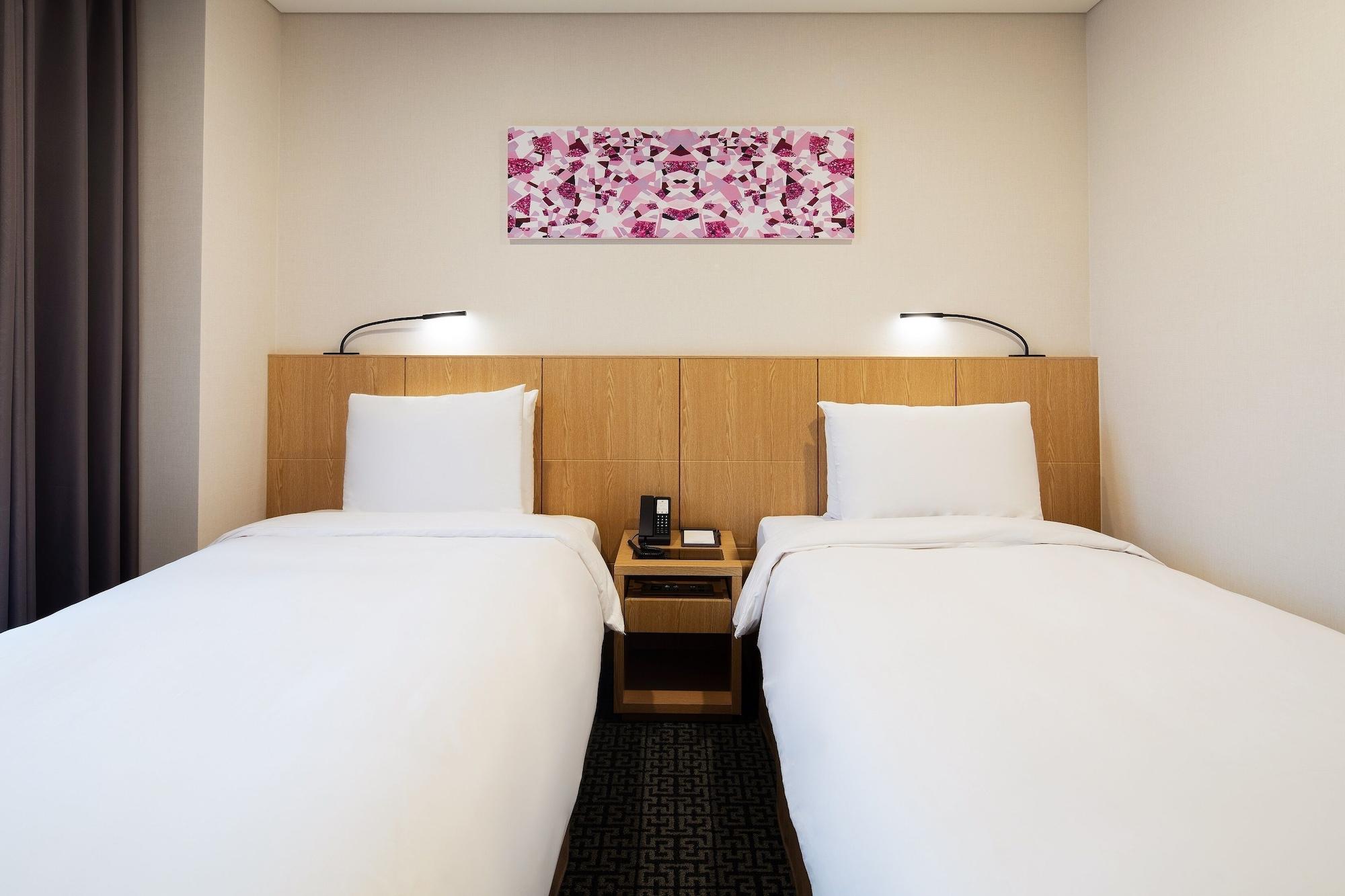 Voco Seoul Myeongdong By Ihg Hotel Exterior photo